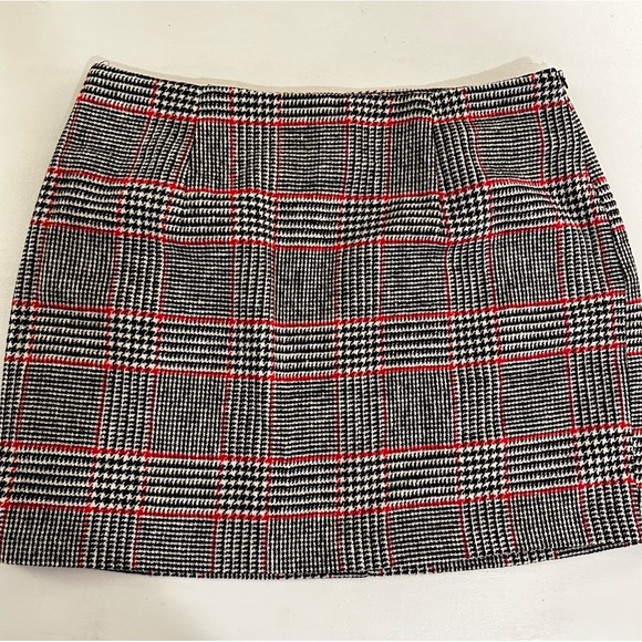 Forever 21+ Wool Blend Plaid Mini Skirt - Size 0X - Picture 5 of 15